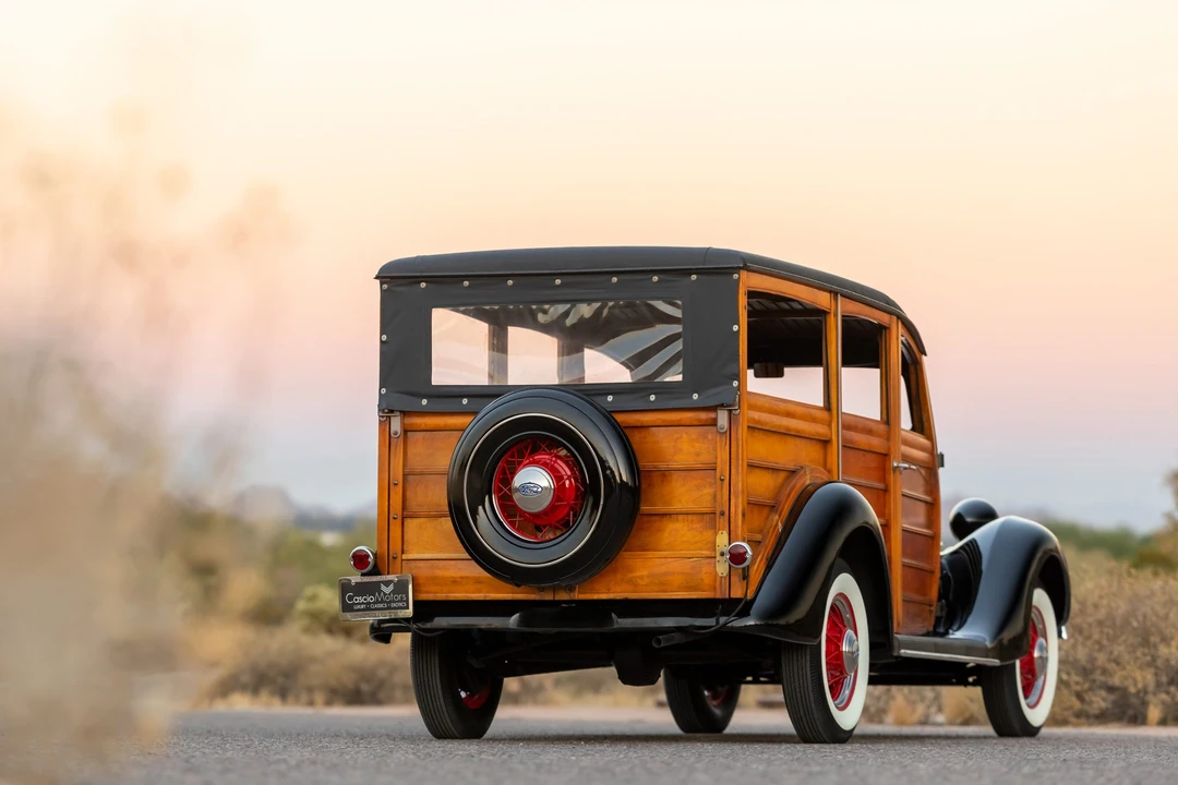 1935 Ford Model 48 & 68 - Image 19 of 31