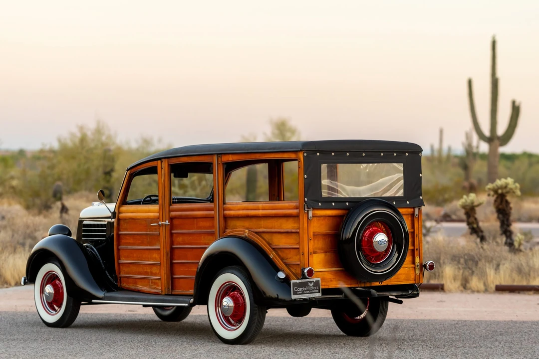 1935 Ford Model 48 & 68 - Image 16 of 31