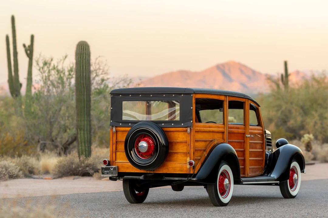 1935 Ford Model 48 & 68 - Image 20 of 31
