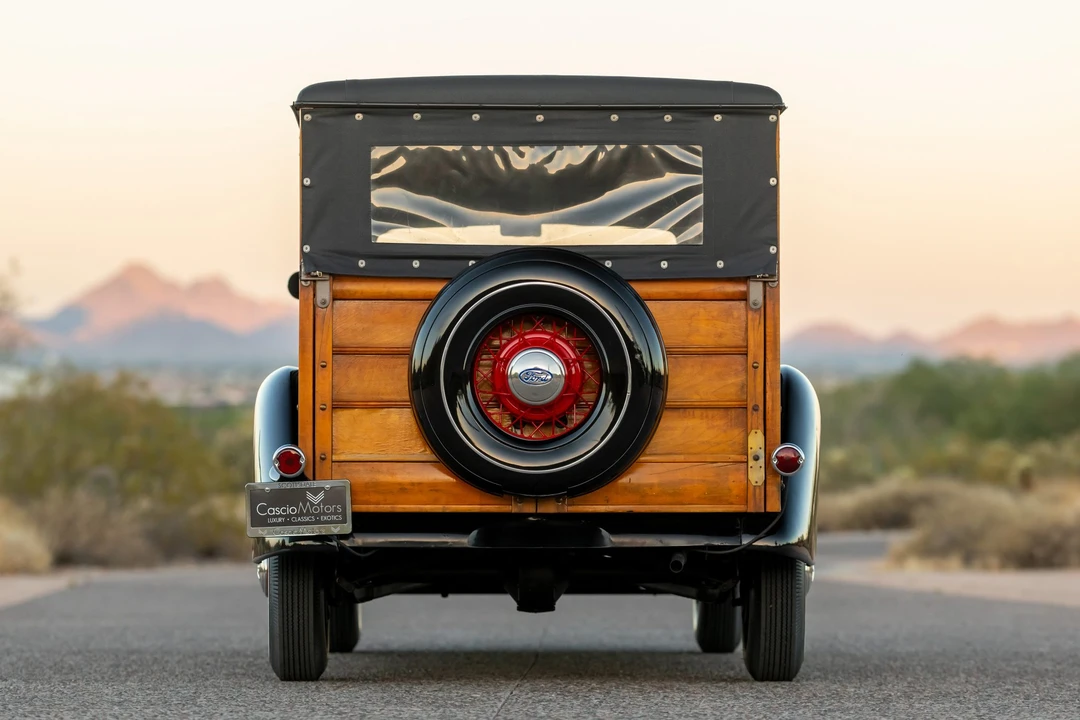 1935 Ford Model 48 & 68 - Image 18 of 31