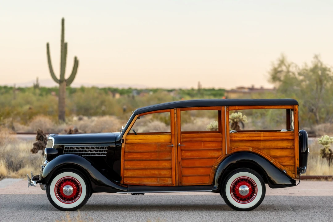 1935 Ford Model 48 & 68 - Image 15 of 31