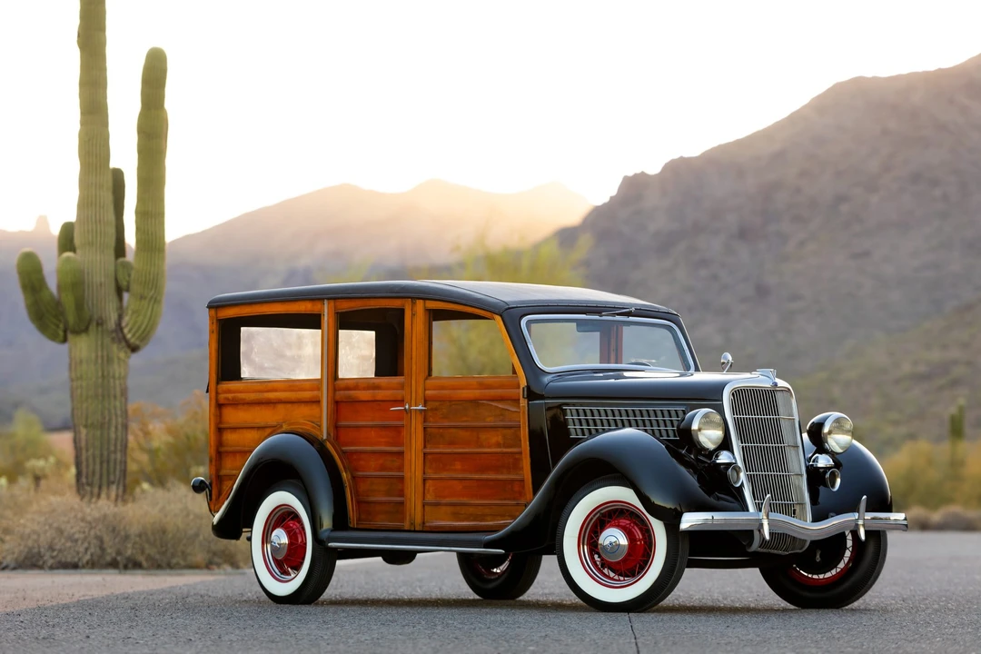 1935 Ford Model 48 & 68 - Image 4 of 31