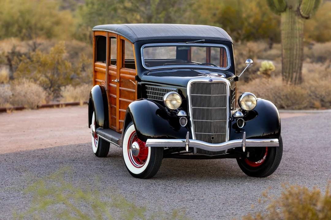 1935 Ford Model 48 & 68 - Image 9 of 31