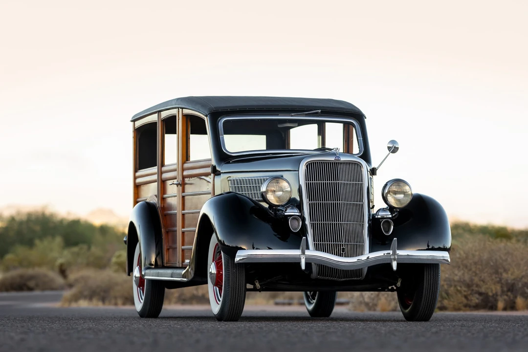 1935 Ford Model 48 & 68 - Image 8 of 31