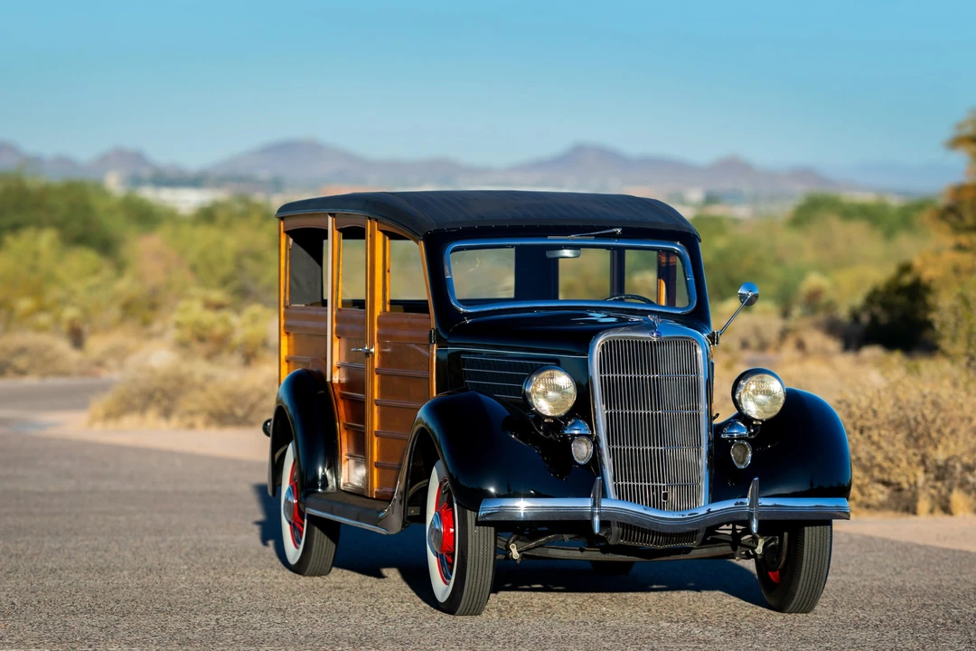 1935 Ford Model 48 & 68 - Image 7 of 31
