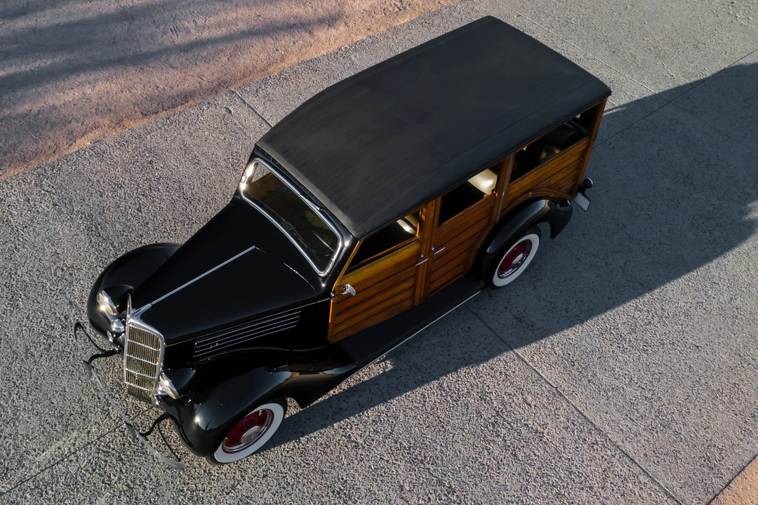 1935 Ford Model 48 & 68 - Image 26 of 31