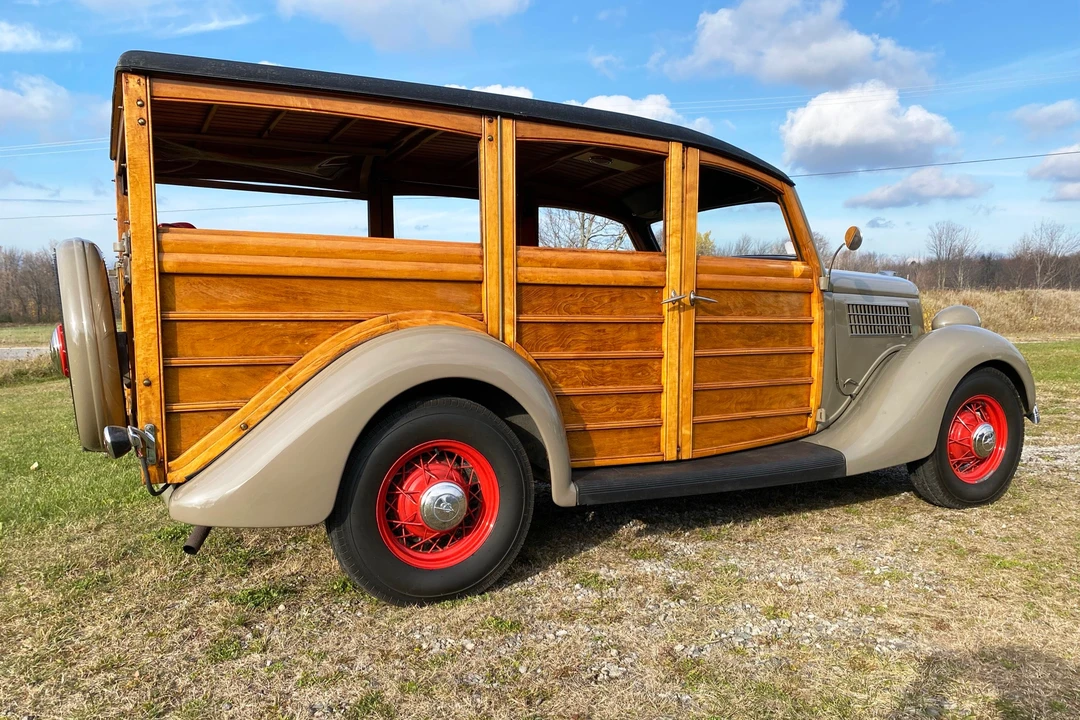 1935 Ford Model 48 & 68 - Image 14 of 31