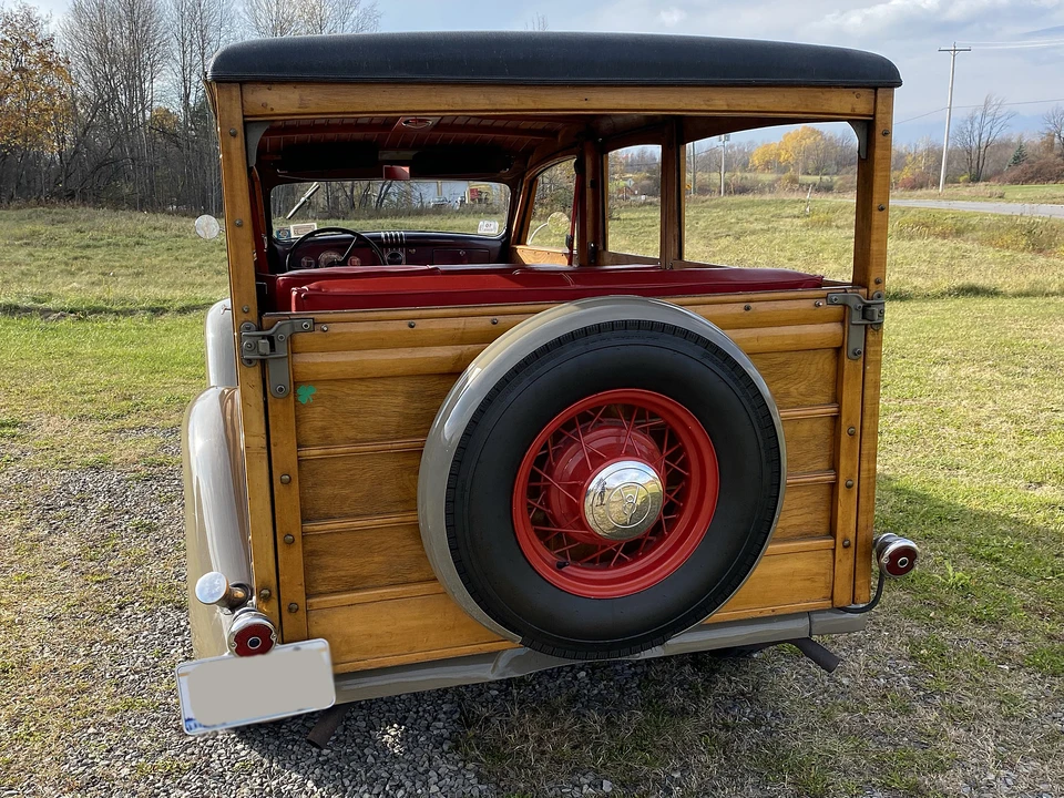 1935 Ford Model 48 & 68 - Image 11 of 31