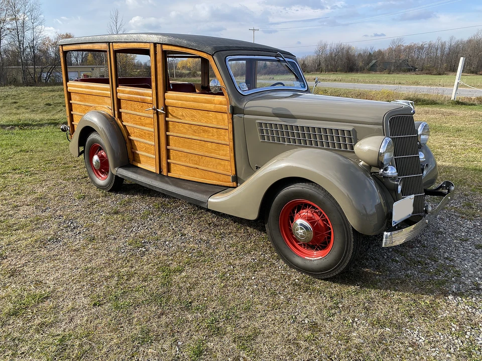1935 Ford Model 48 & 68 - Image 16 of 31