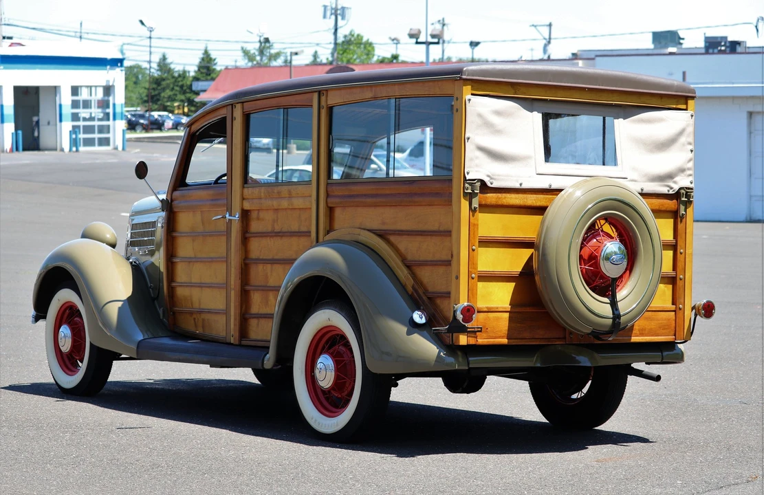1935 Ford Model 48 & 68 - Image 5 of 31