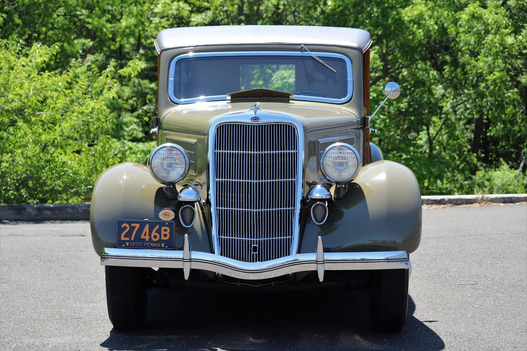 1935 Ford Model 48 & 68 - Image 8 of 31