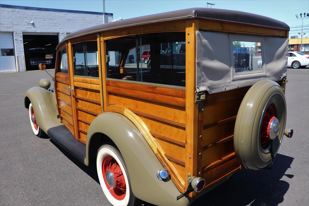 1935 Ford Model 48 & 68 - Image 23 of 31