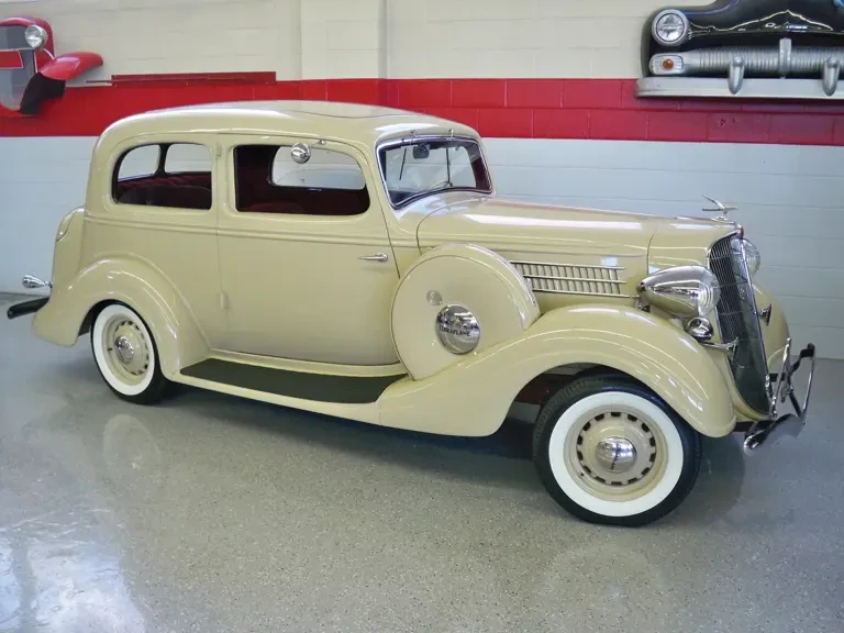 1935 Hudson - Image 2 of 2