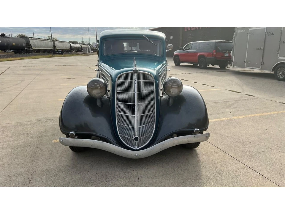 1935 Hudson - Image 2 of 26