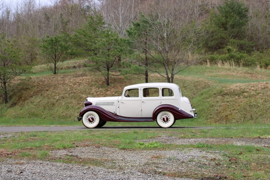 1935 Hudson - Image 2 of 12