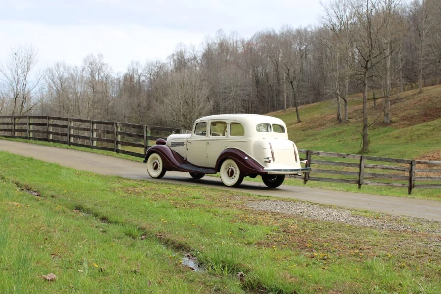 1935 Hudson - Image 10 of 12