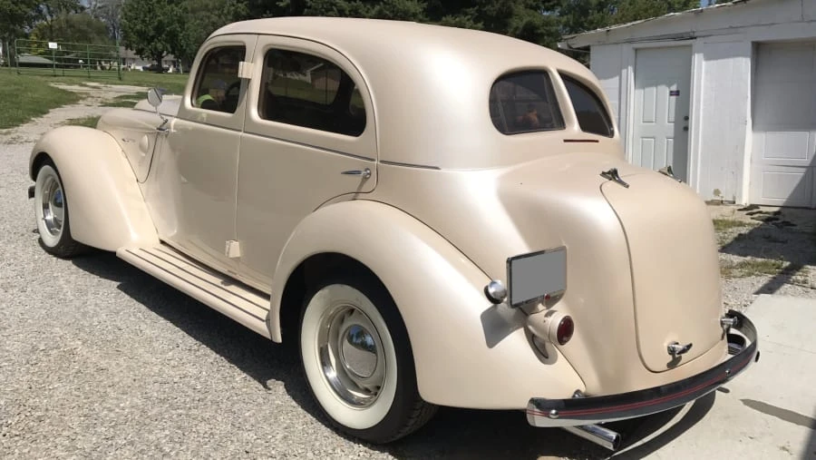 1935 Hupmobile - Image 2 of 10
