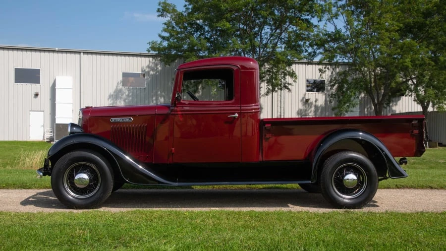 1935 International Harvester Pickup - Image 2 of 12