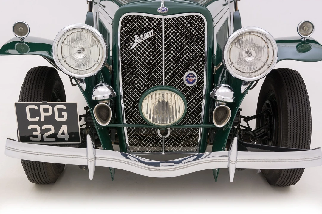 1935 Ford Model 48 & 68 - Image 16 of 31