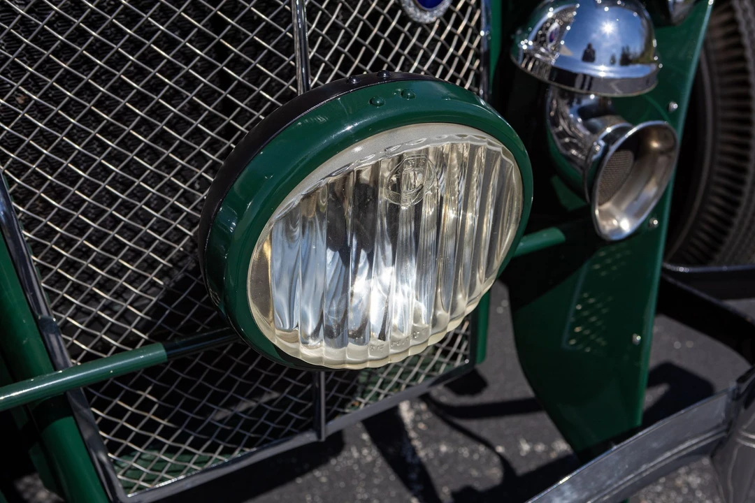1935 Ford Model 48 & 68 - Image 26 of 31
