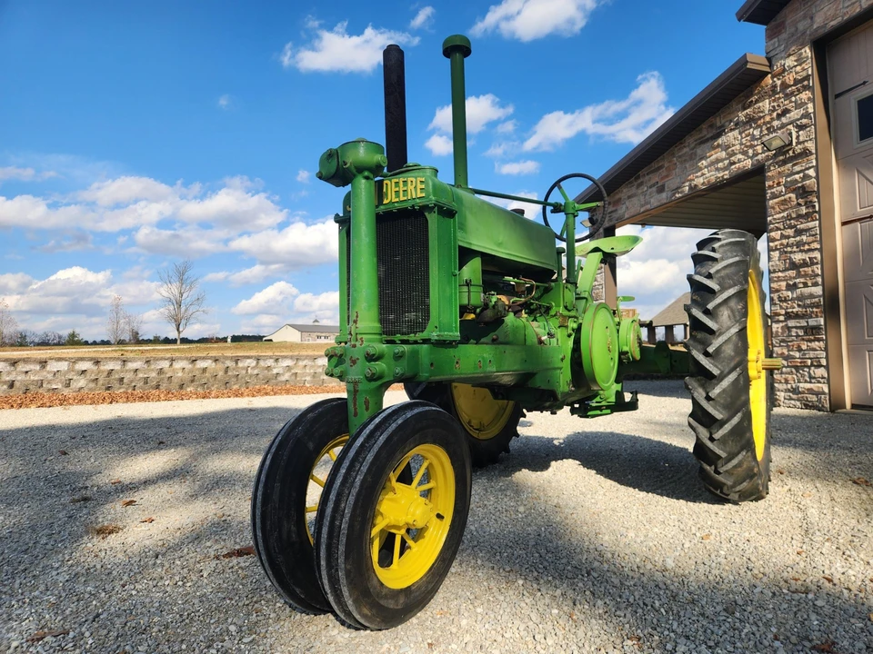 1935 John Deere - Image 2 of 31