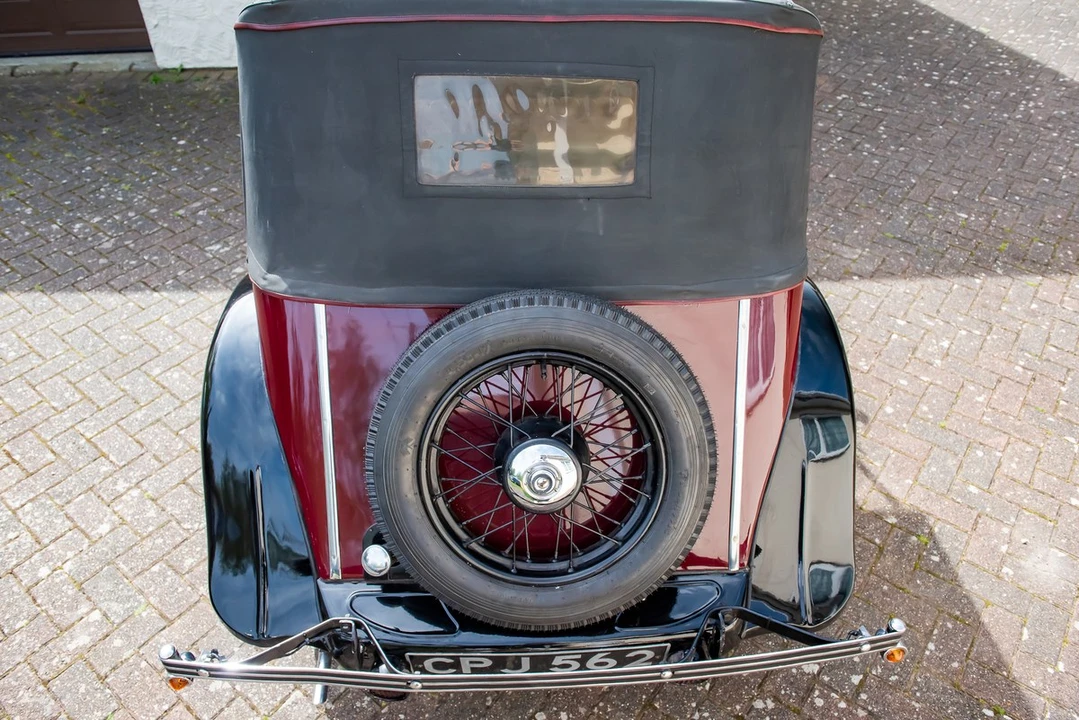 1935 Morris - Image 12 of 30