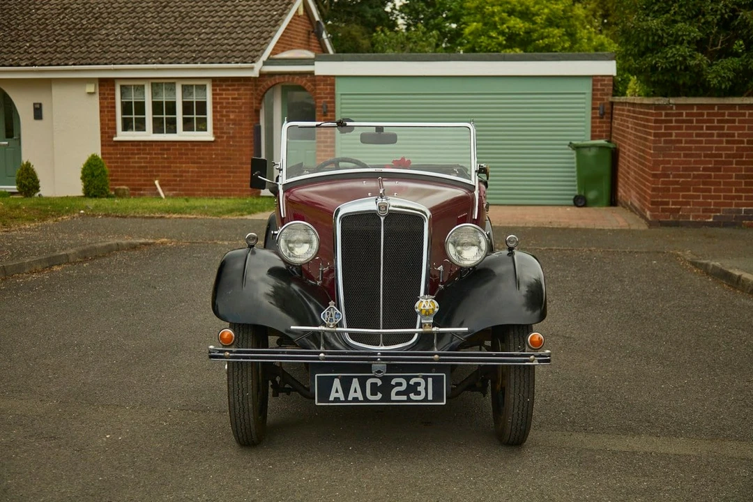 1935 Morris - Image 3 of 30