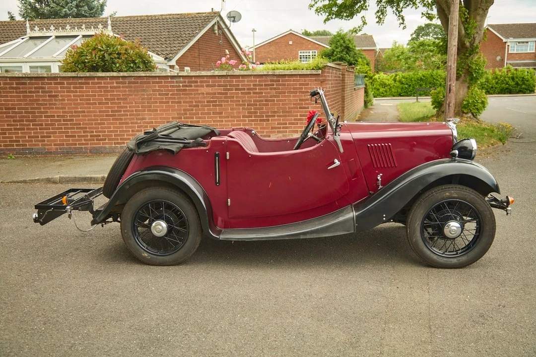 1935 Morris - Image 15 of 30