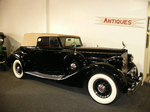 1935 Packard Eight - Image 2 of 5