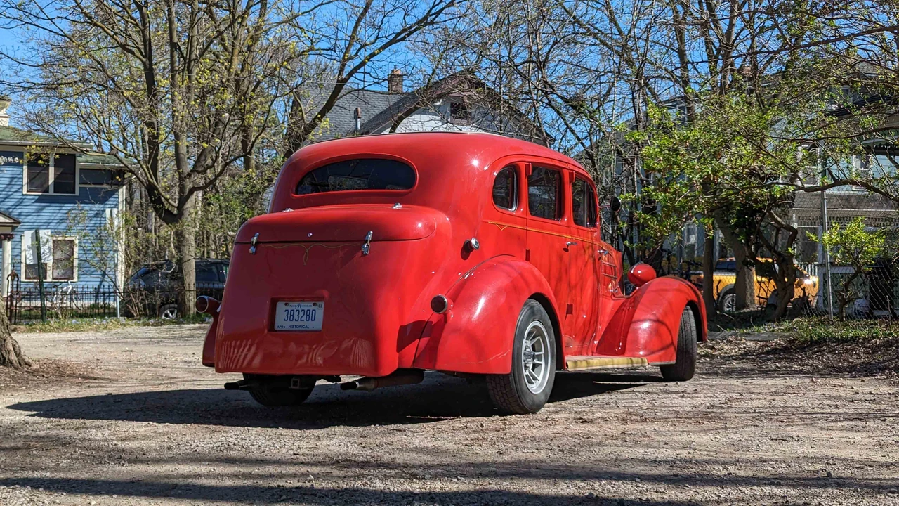 1935 Packard Eight - Image 5 of 31