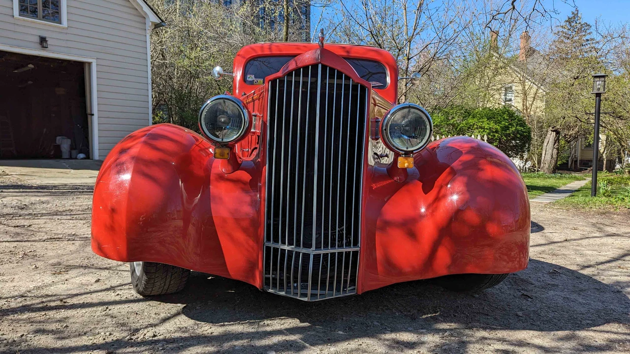 1935 Packard Eight - Image 9 of 31