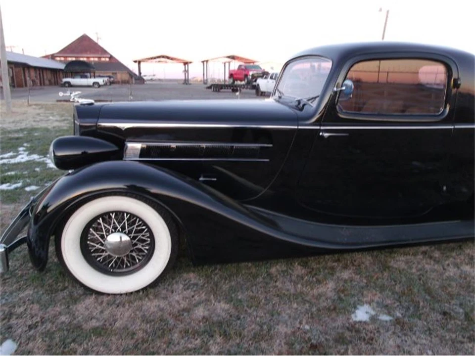 1935 Packard Eight - Image 5 of 11