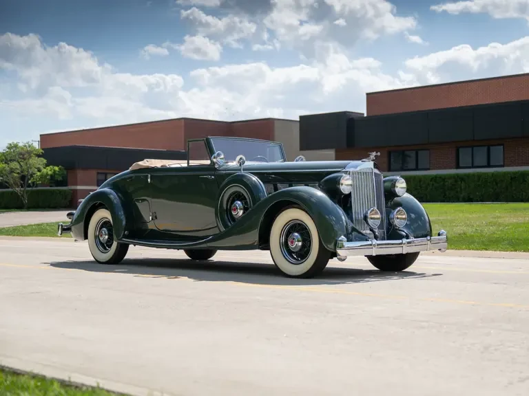 1935 Packard Eight - Image 9 of 31