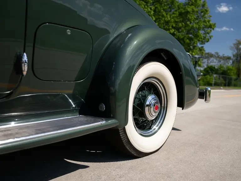 1935 Packard Eight - Image 12 of 31