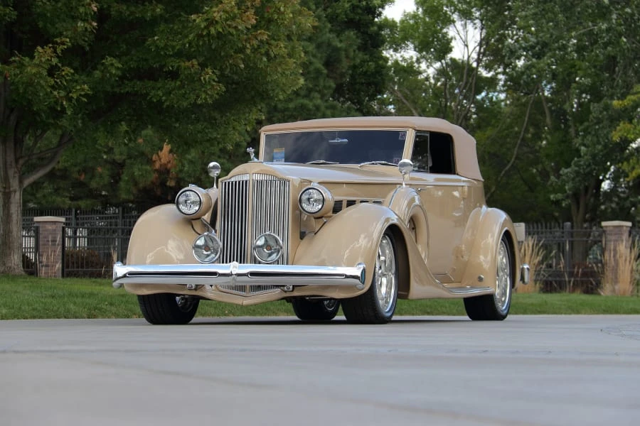 1935 Packard Eight - Image 15 of 29