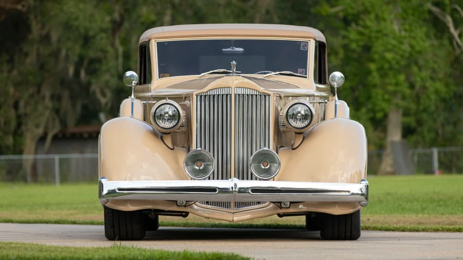 1935 Packard Eight - Image 13 of 31