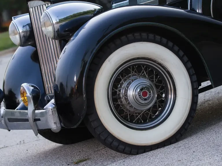 1935 Packard Eight - Image 9 of 19