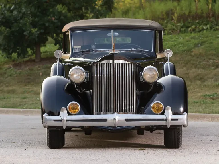 1935 Packard Eight - Image 17 of 19