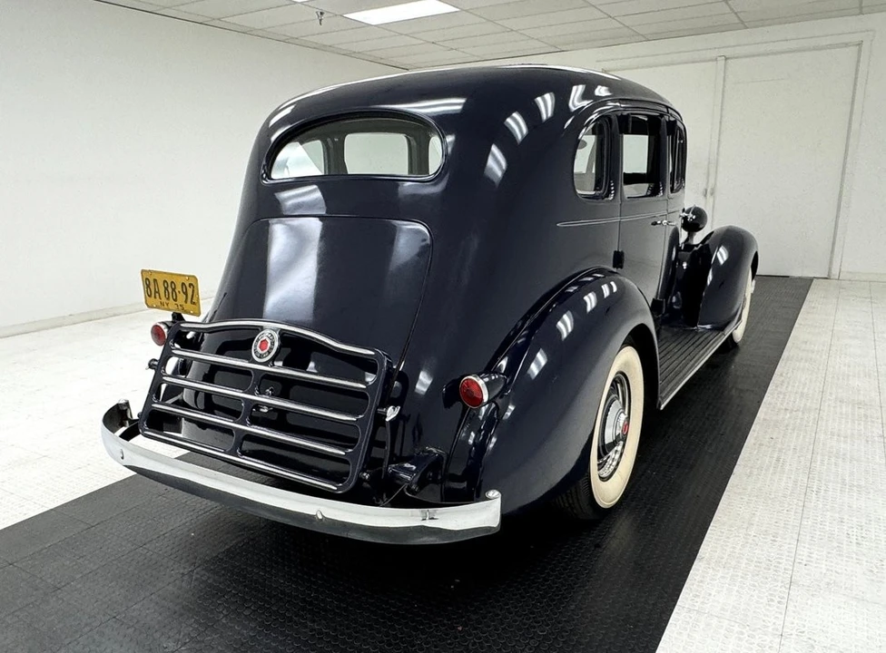 1935 Packard Eight - Image 5 of 21
