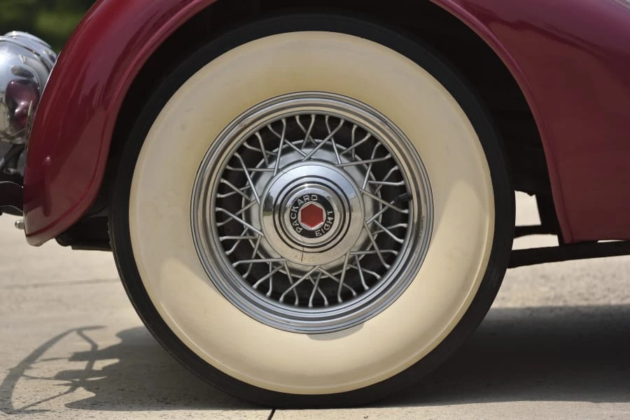 1935 Packard Eight - Image 8 of 31