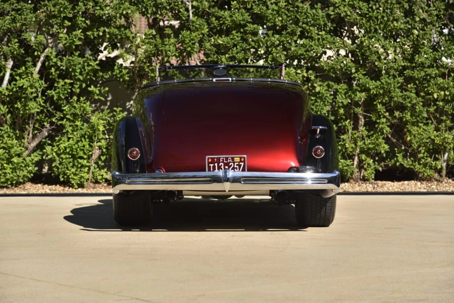 1935 Packard Eight - Image 5 of 31
