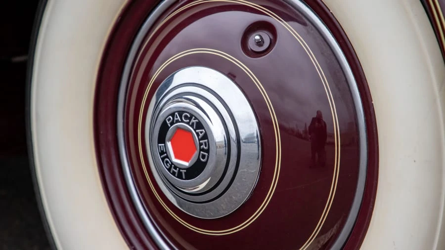 1935 Packard Eight - Image 15 of 31
