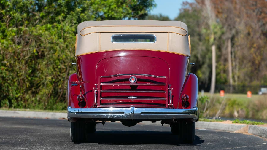 1935 Packard Eight - Image 13 of 18