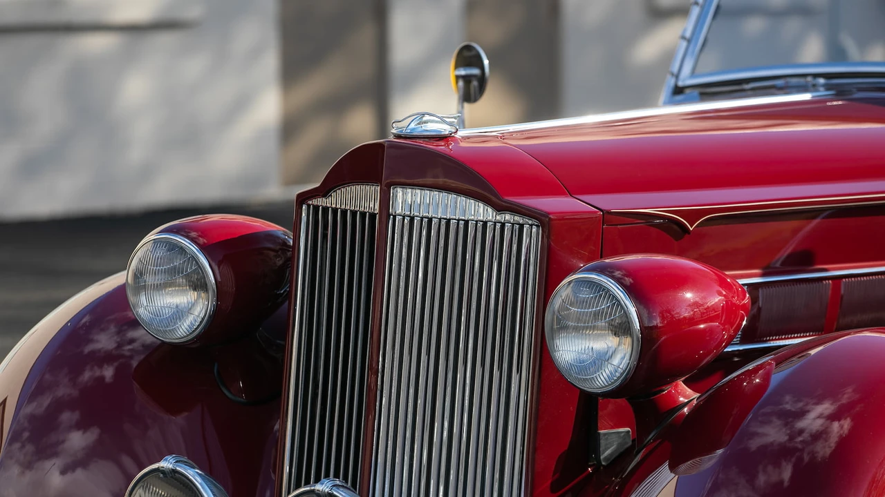1935 Packard Eight - Image 15 of 16