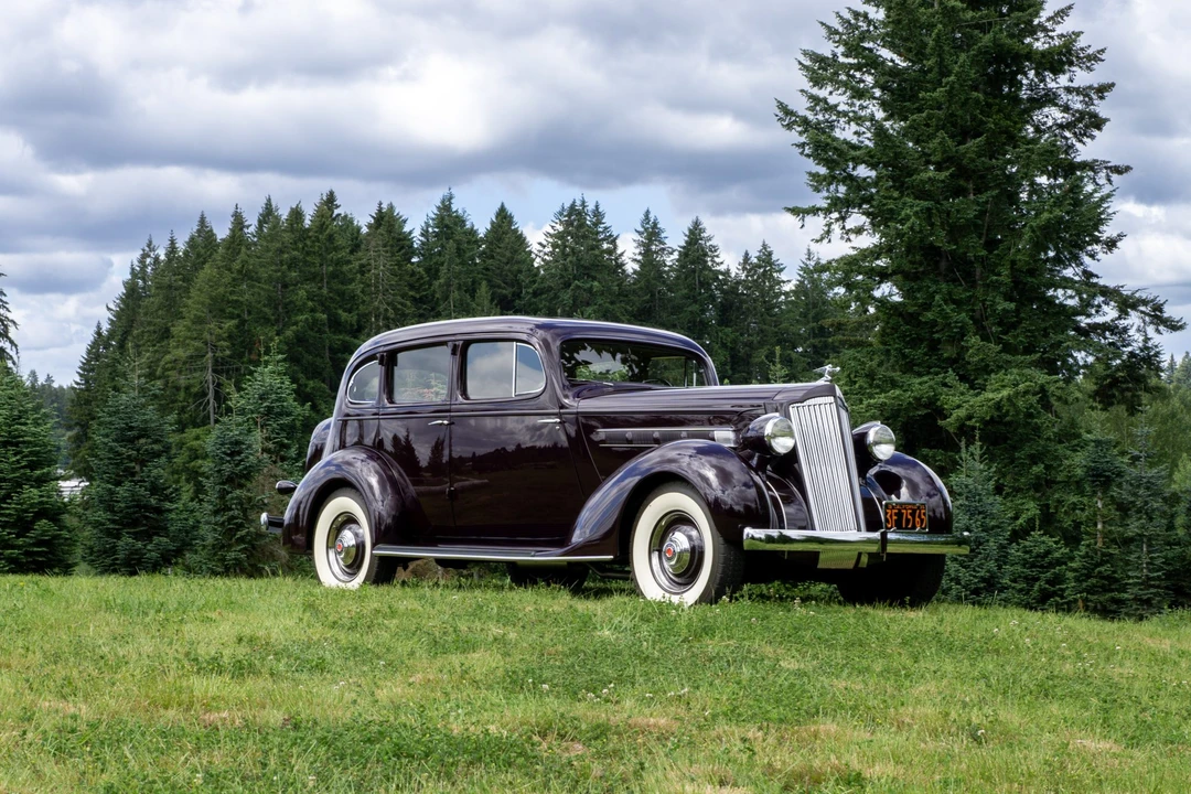 1935 Packard Eight - Image 15 of 31