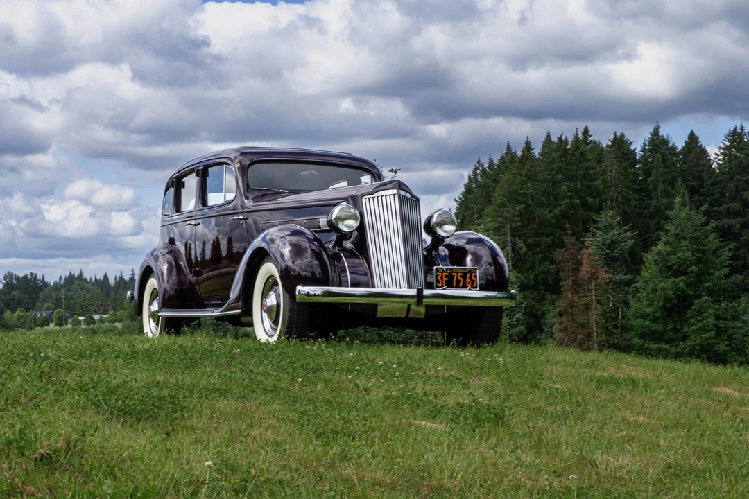 1935 Packard Eight - Image 19 of 31
