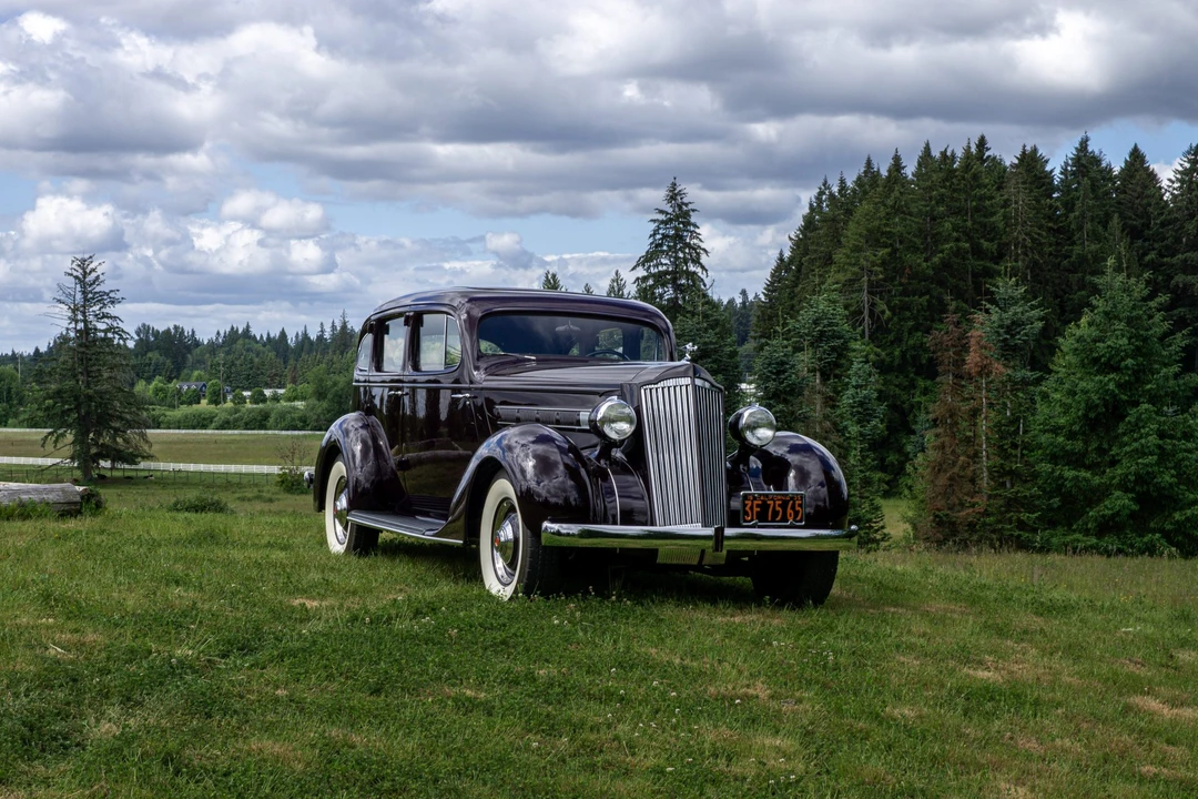 1935 Packard Eight - Image 20 of 31
