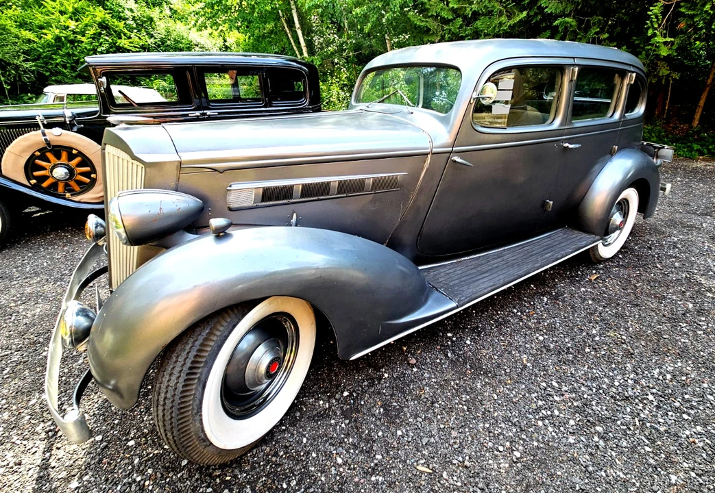 1935 Packard Eight - Image 2 of 20