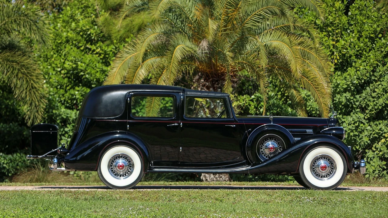 1935 Packard Twelve - Image 14 of 31