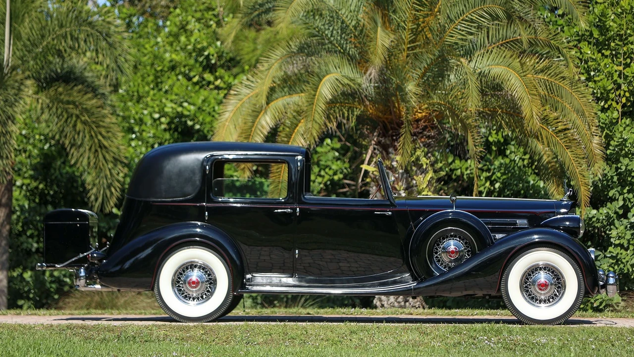 1935 Packard Twelve - Image 9 of 31